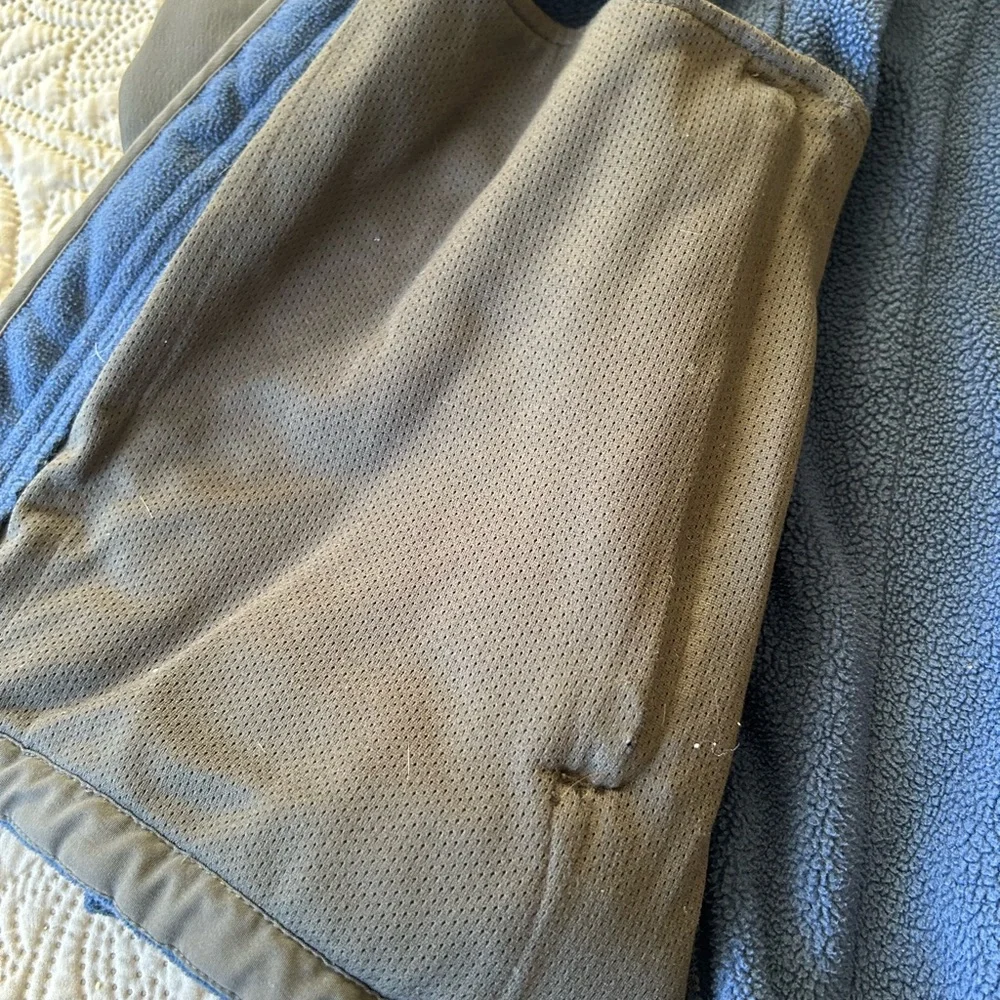 The North Face men’s fleece jacket M. Blue fleece/grey nylon. Decent shape.